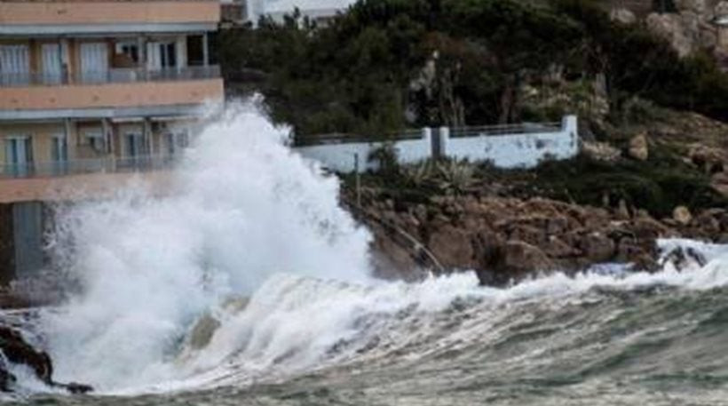 Φονική καταιγίδα με δύο νεκρούς στην Ισπανία